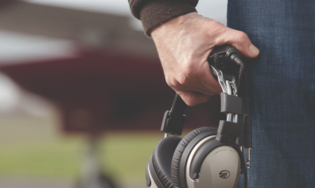 1637745701955693.png Lightspeed.png